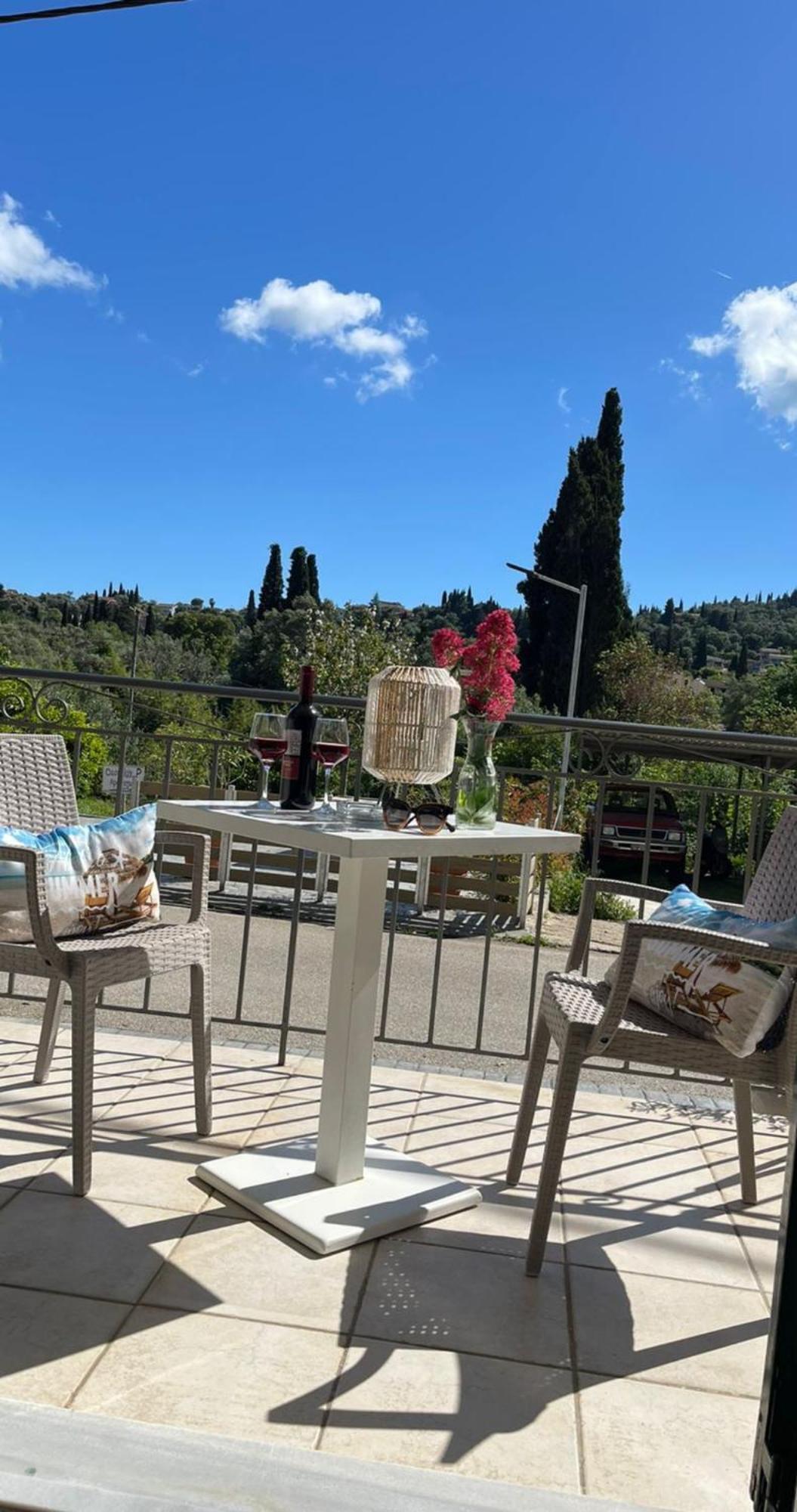 Georgia'S Apartments, Ipsos Corfu Esterno foto